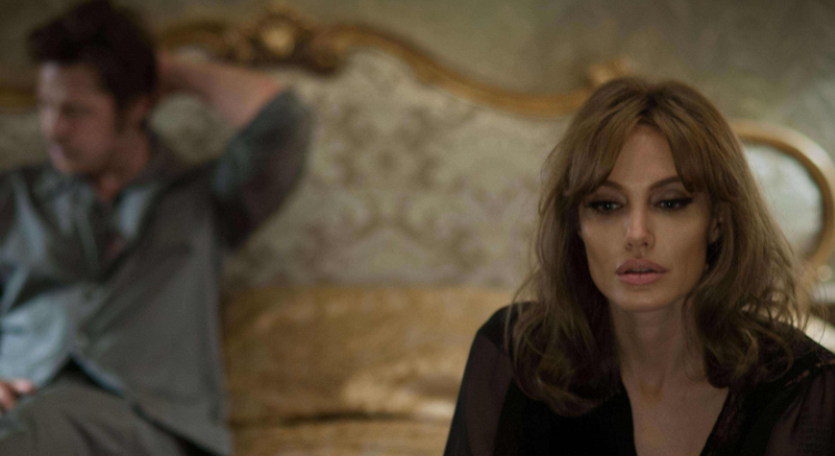 深圳市侦探调查；离婚的时候可以用什么方式转财产